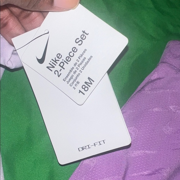 NWT Nike Lavender Toddler Tee and Skort Set size 18 Months - Picture 7 of 11